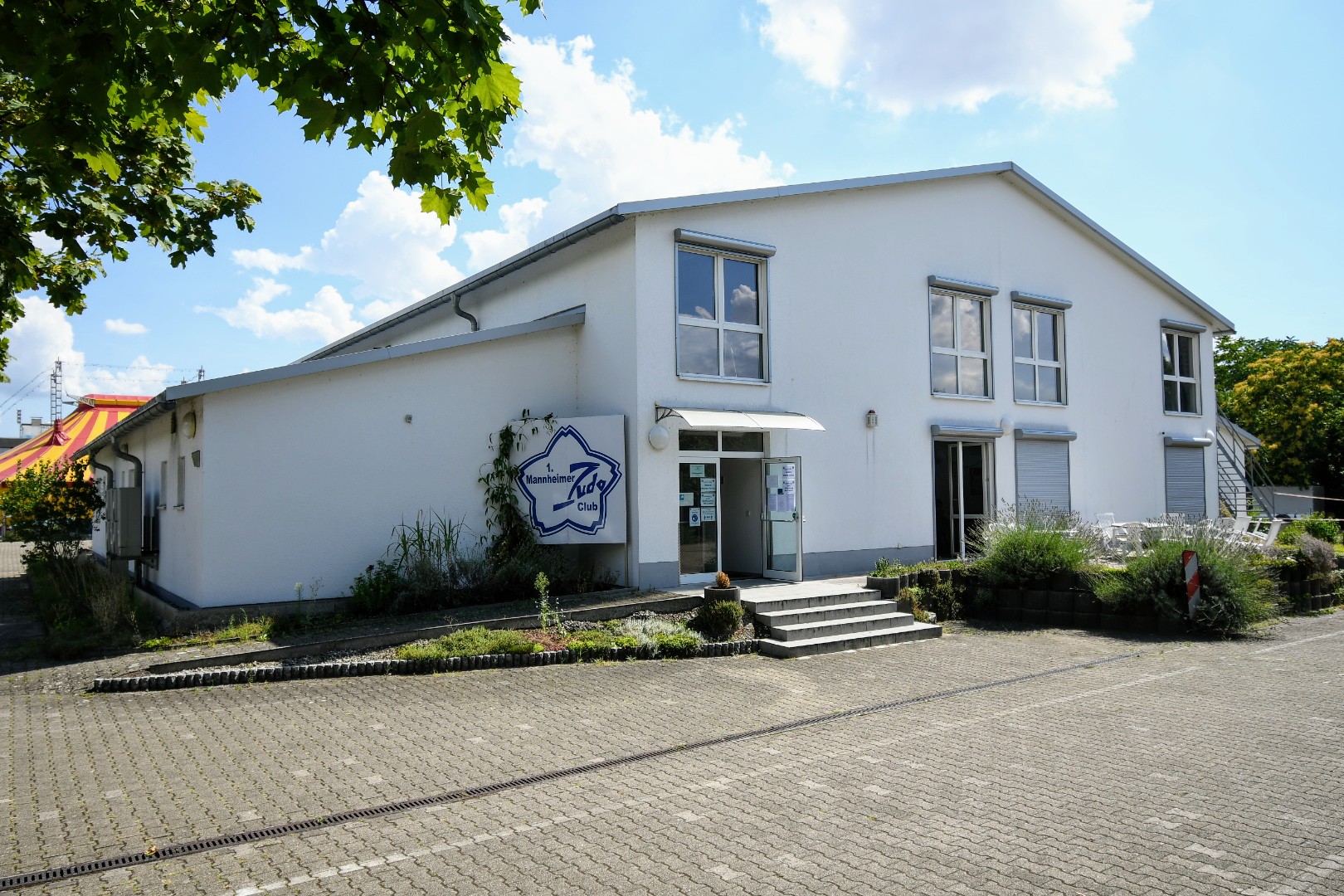 Mehr über den Artikel erfahren Das Training beginnt wieder: Wichtige Informationen zum Training in Corona-Zeiten