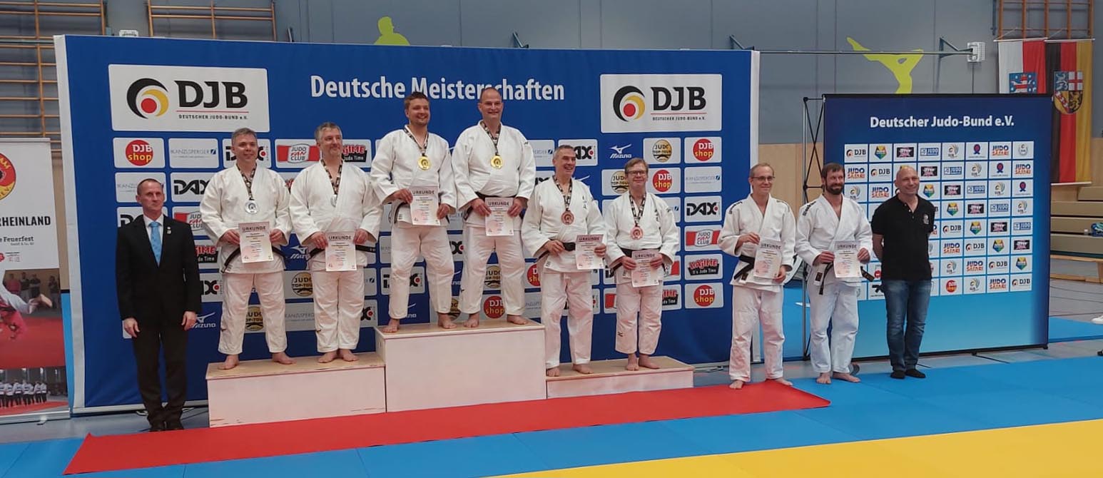 Mehr über den Artikel erfahren 1. MJC bei den Deutschen Kata Meisterschaften 2023