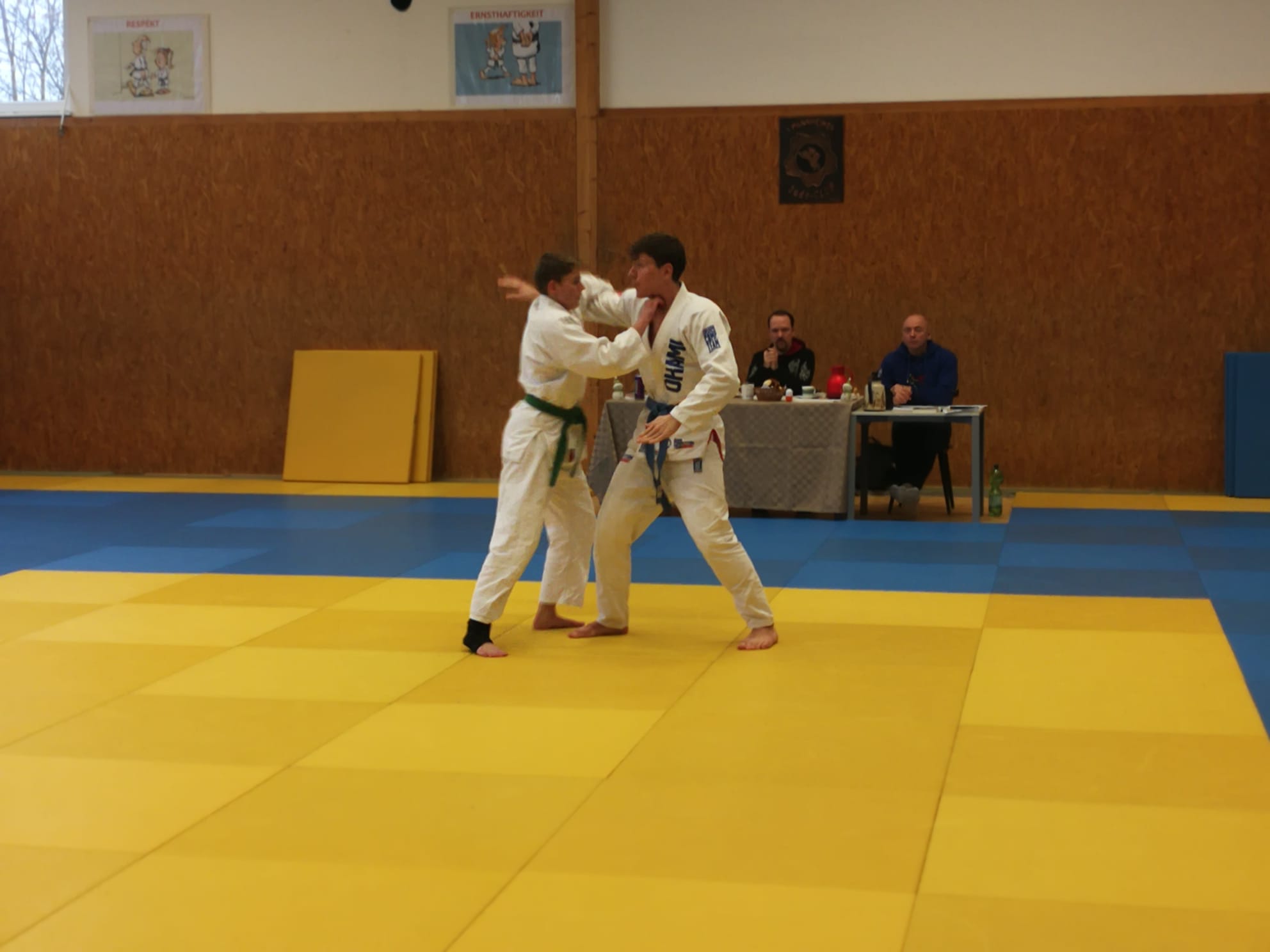 Mehr über den Artikel erfahren Gürtelprüfungen im Ju-Jutsu – auf Vereins- und Landesebene