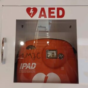 Mehr über den Artikel erfahren AED gewartet + die Sache mit der Reanimation