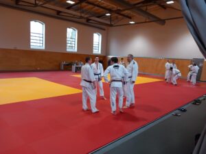 Mehr über den Artikel erfahren 5 neue Braun- und Schwarzgurte nach Landesprüfungen im Ju-Jutsu