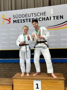 Mehr über den Artikel erfahren Süddeutsche Meisterschaften Ju-Jutsu 2025: 2 Erfolge